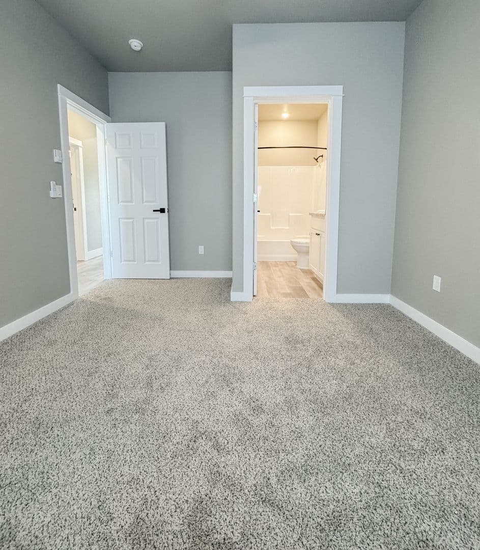 Sheridan Apartment: 941 Covey Run - # 115