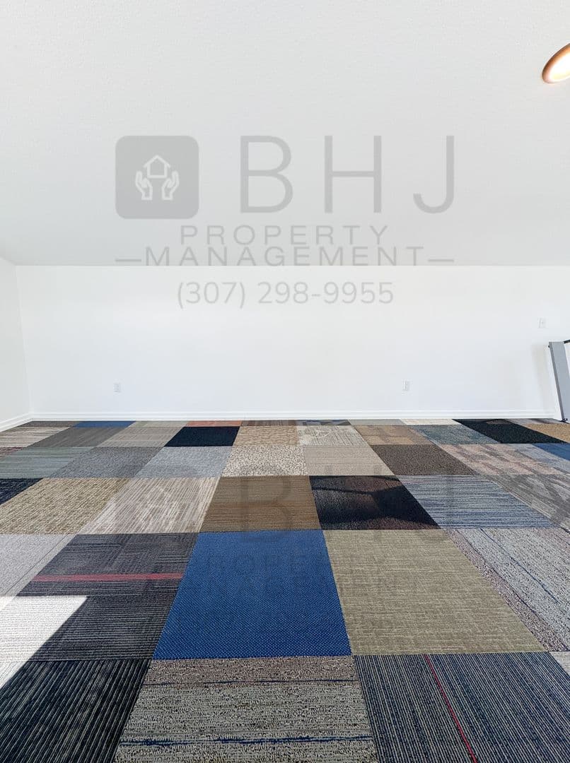 Sheridan House: 520 Canby St