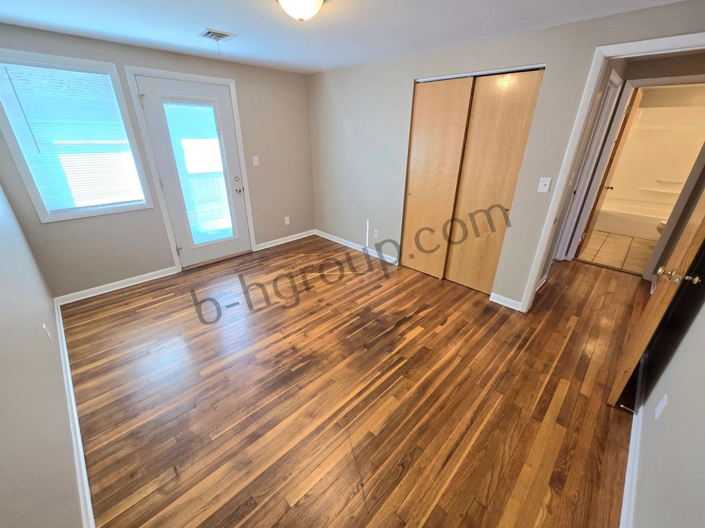 Kenosha Apartment: 2315 81st St