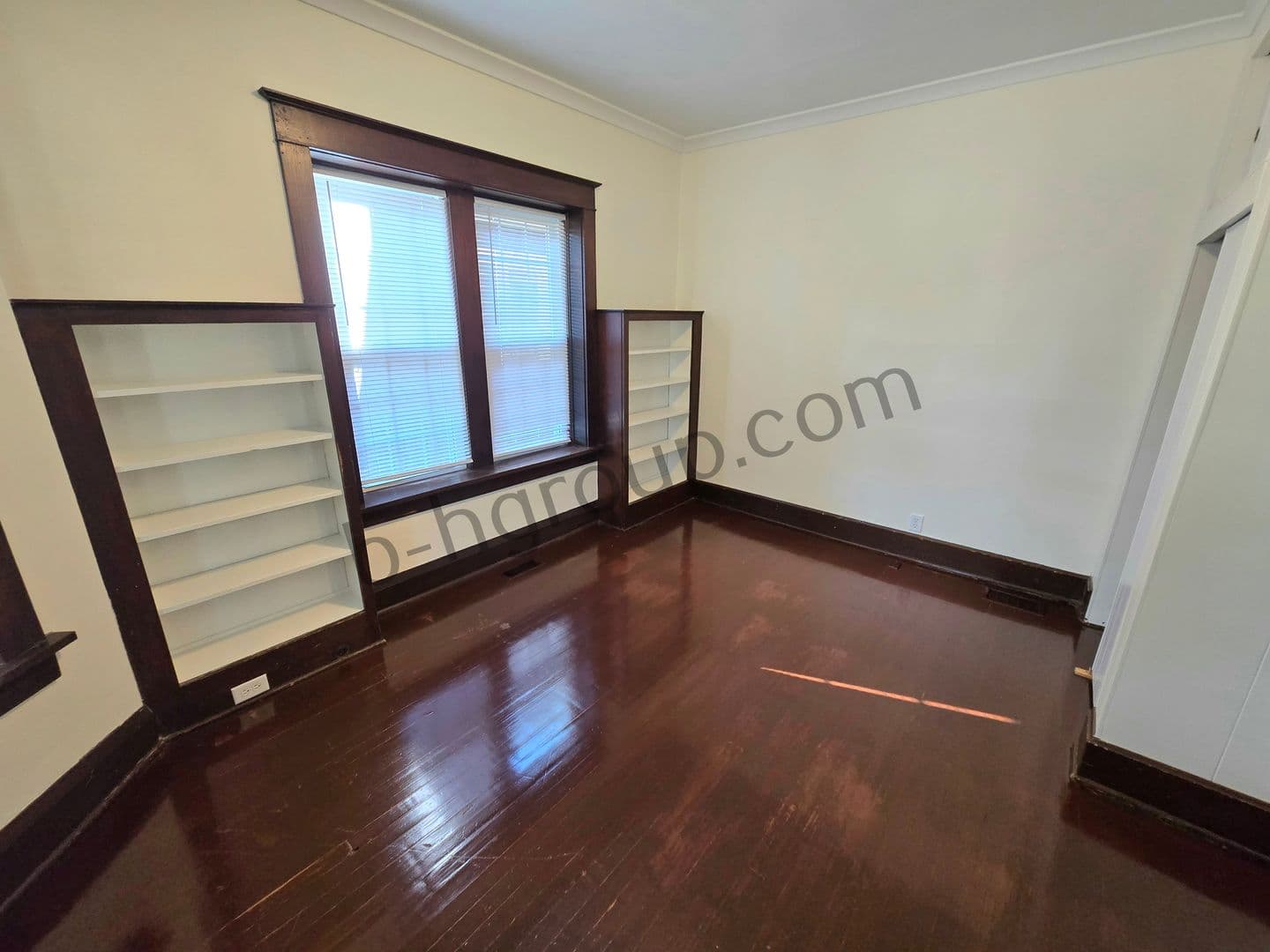 Kenosha Apartment: 6100 18th Ave