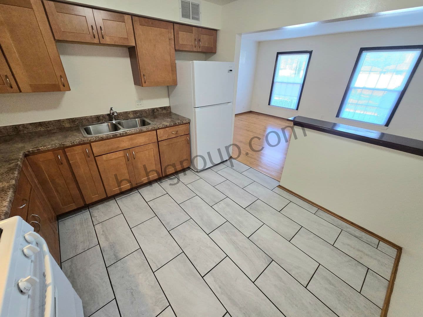 Kenosha Apartment: 2105 80th St