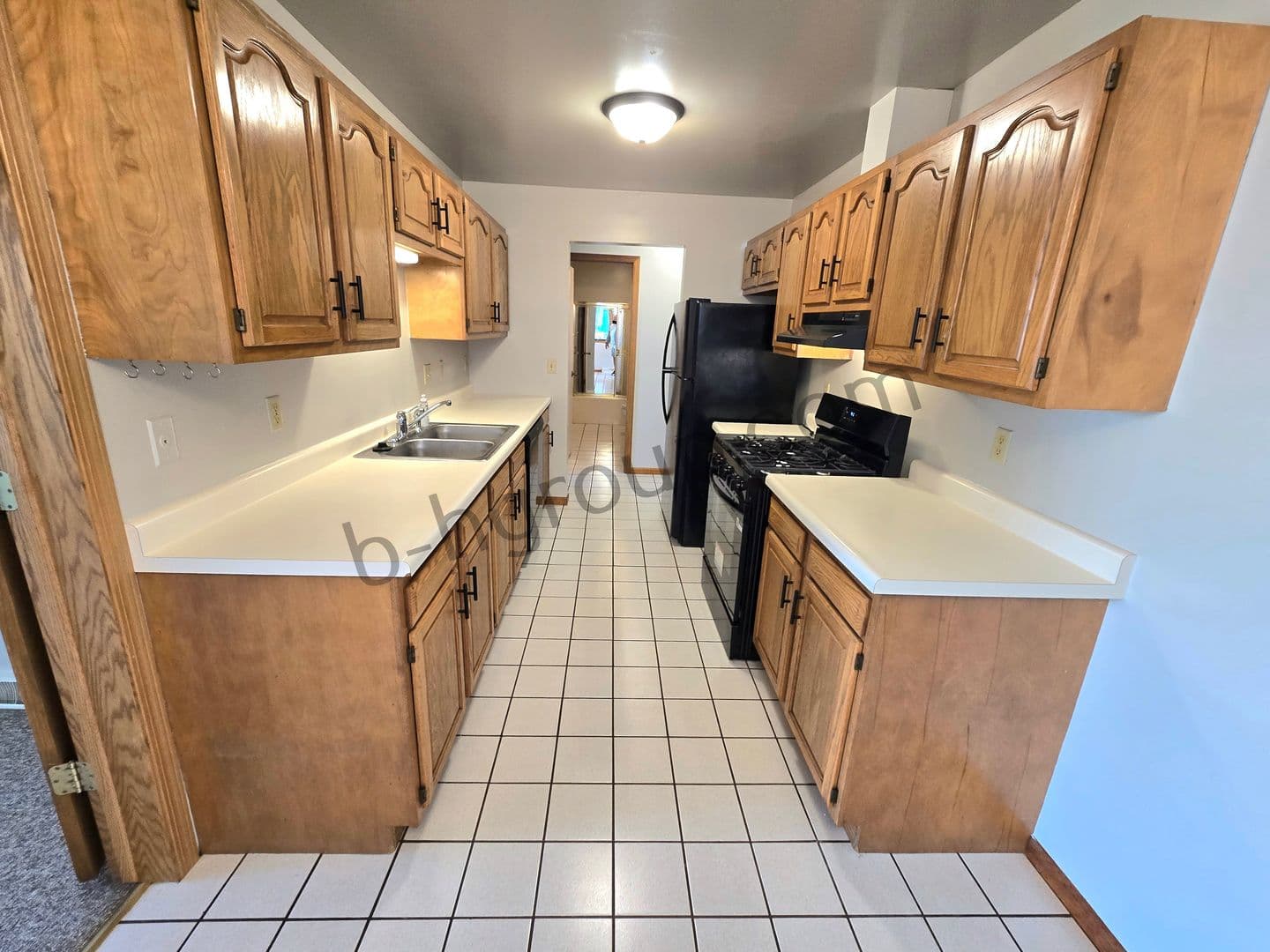 Kenosha Apartment: 4830 58th St