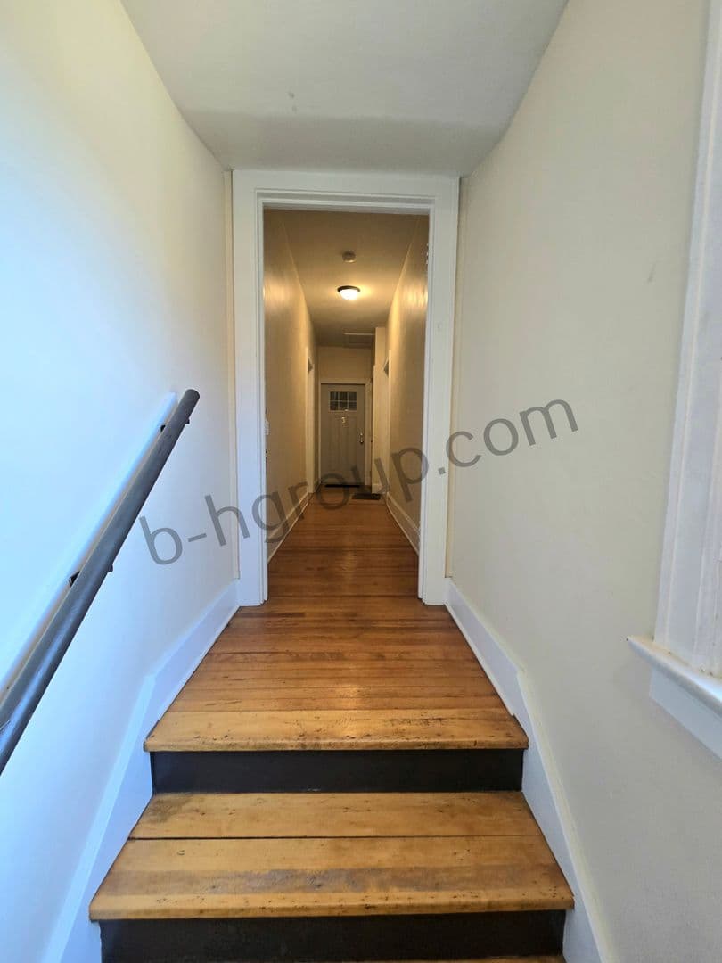 Kenosha Apartment: 1351 52nd St