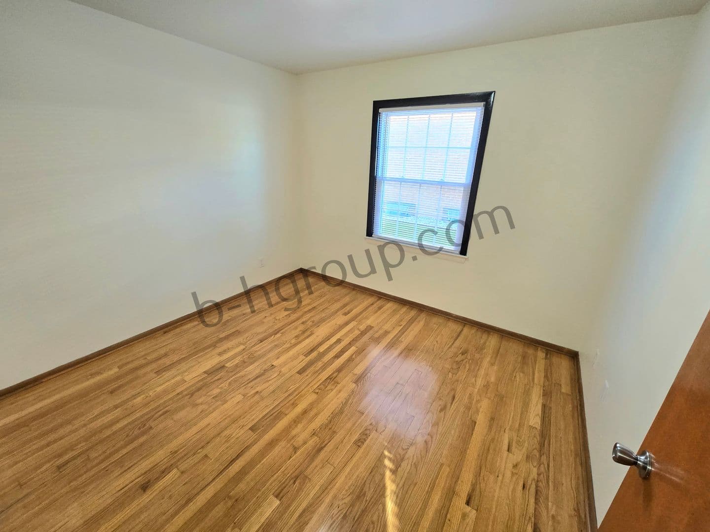 Kenosha Apartment: 2105 80th St