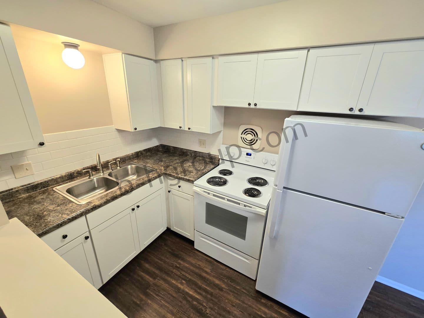 Kenosha Apartment: 5215 58th Ave