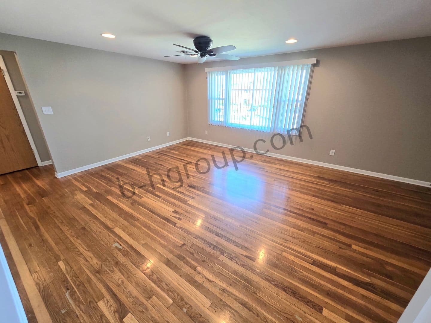 Kenosha Apartment: 2315 81st St