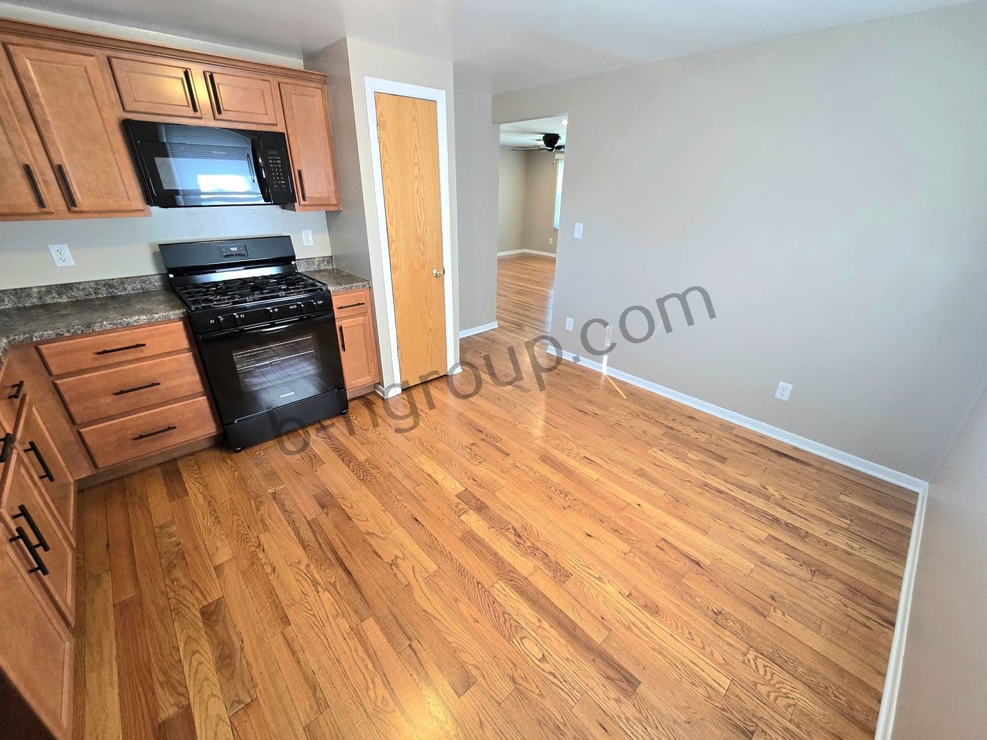 Kenosha Apartment: 2409 81st St