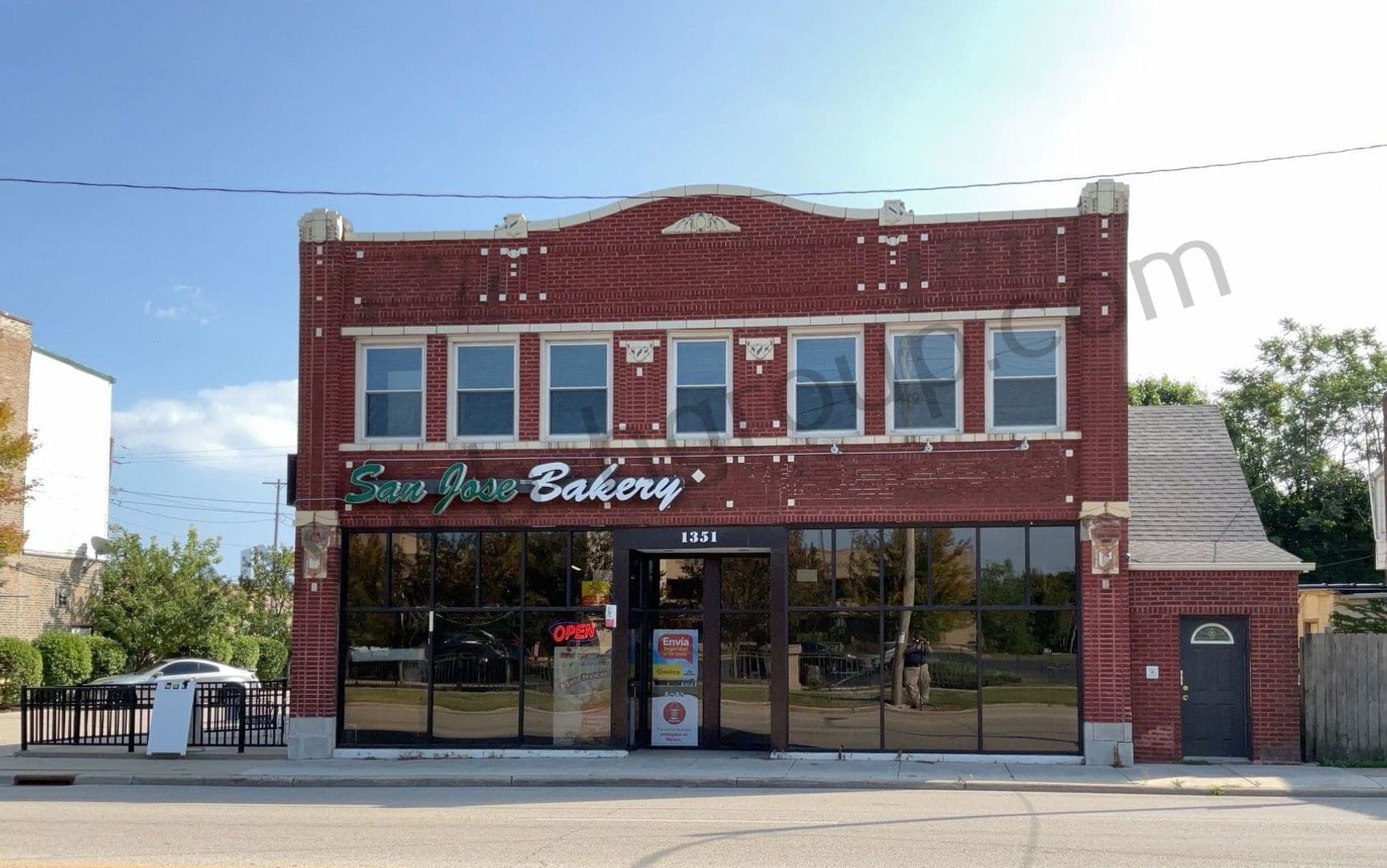 Kenosha Apartment: 1351 52nd St