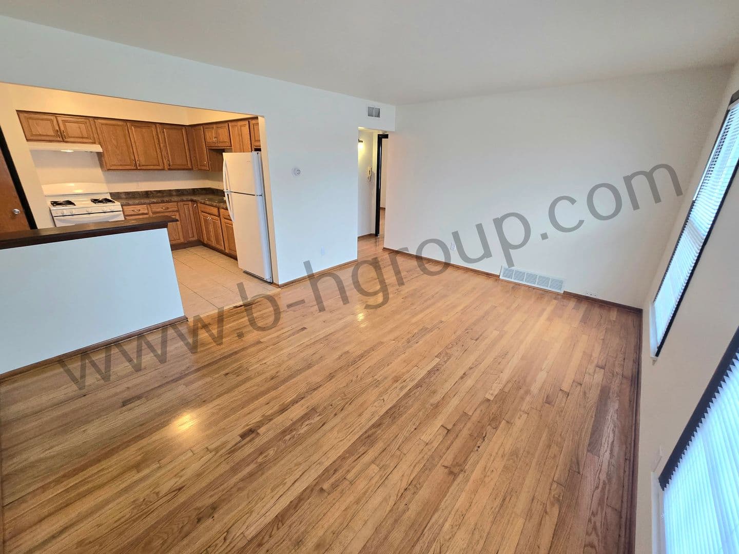Kenosha Apartment: 2105 80th St