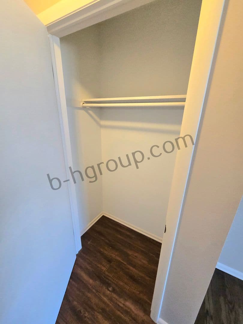 Kenosha Apartment: 5215 58th Ave