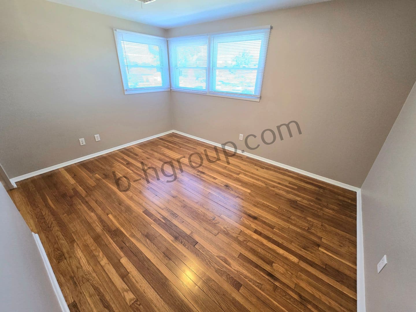 Kenosha Apartment: 2409 81st St