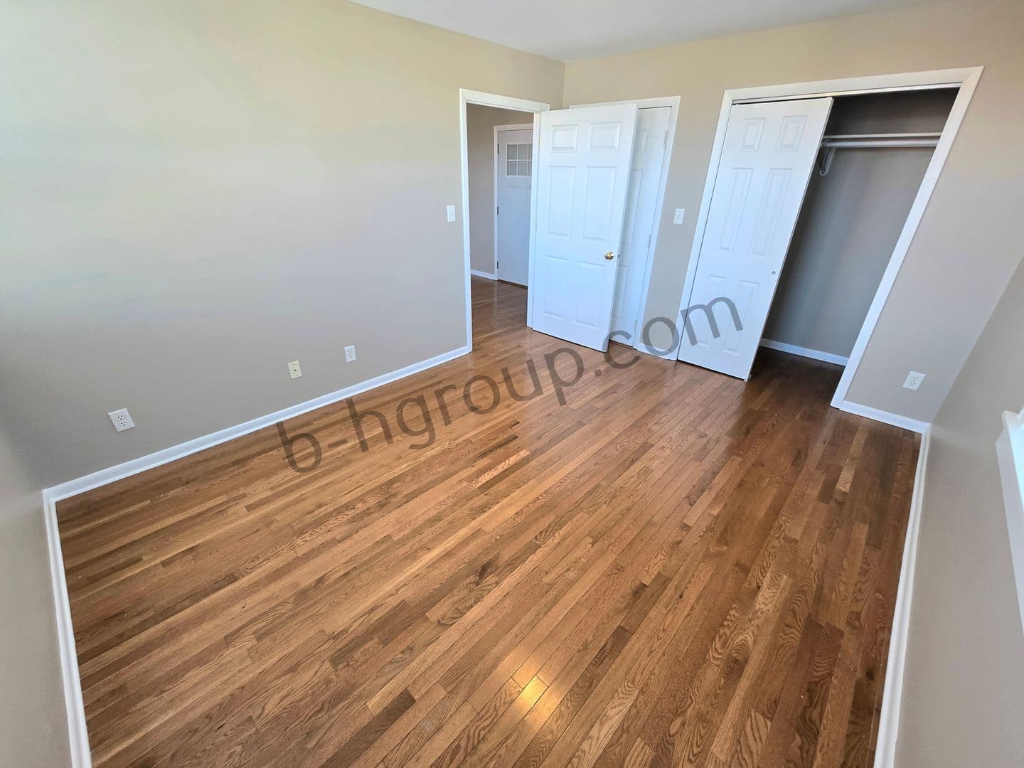 Kenosha Apartment: 1351 52nd St