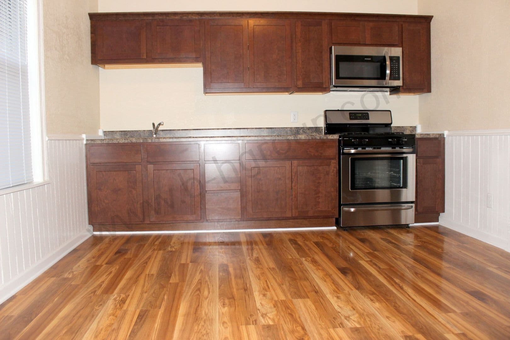 Kenosha Apartment: 4828 16th Ave