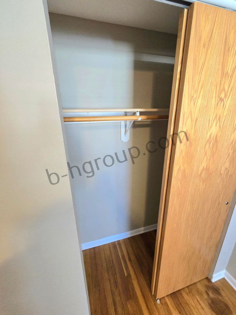 Kenosha Apartment: 2315 81st St