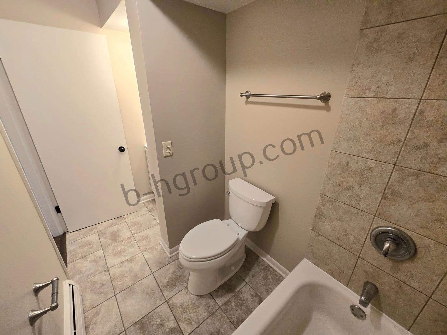 Kenosha Apartment: 5215 58th Ave