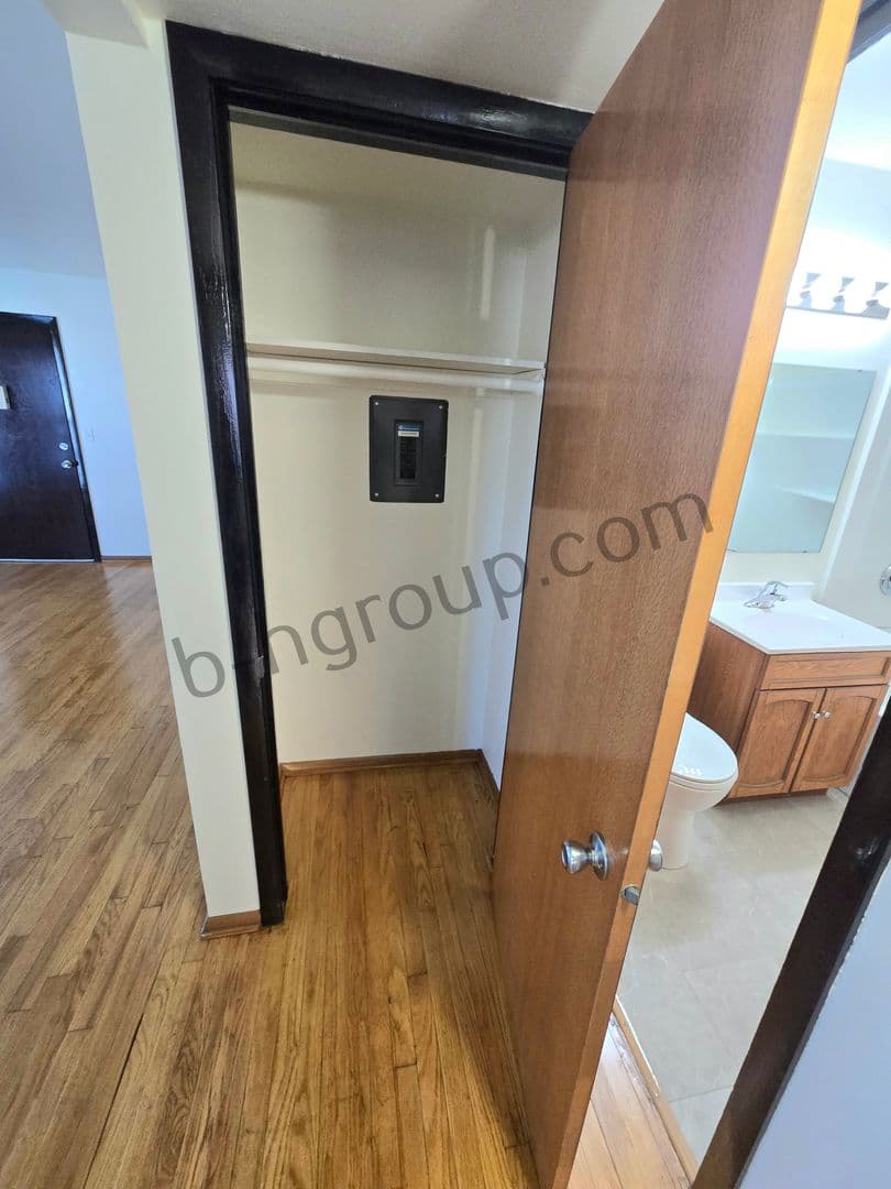 Kenosha Apartment: 2105 80th St