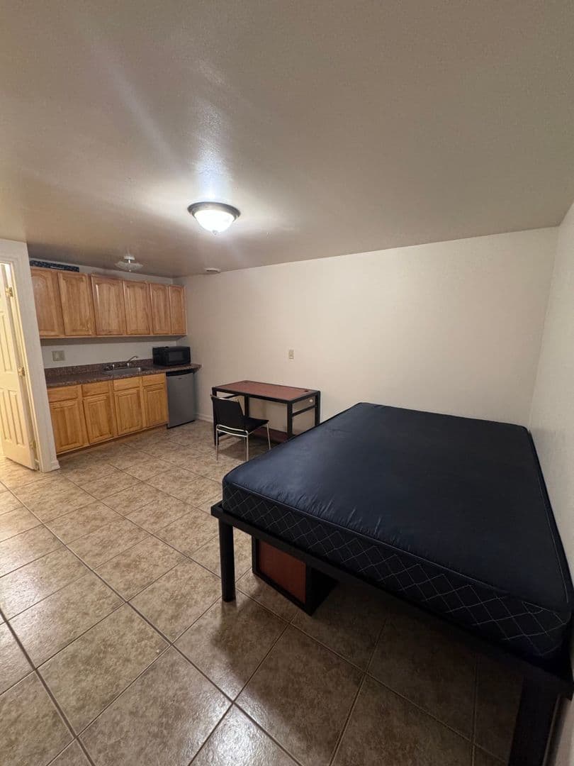 Slippery Rock Apartment: 215 Cornish Dr