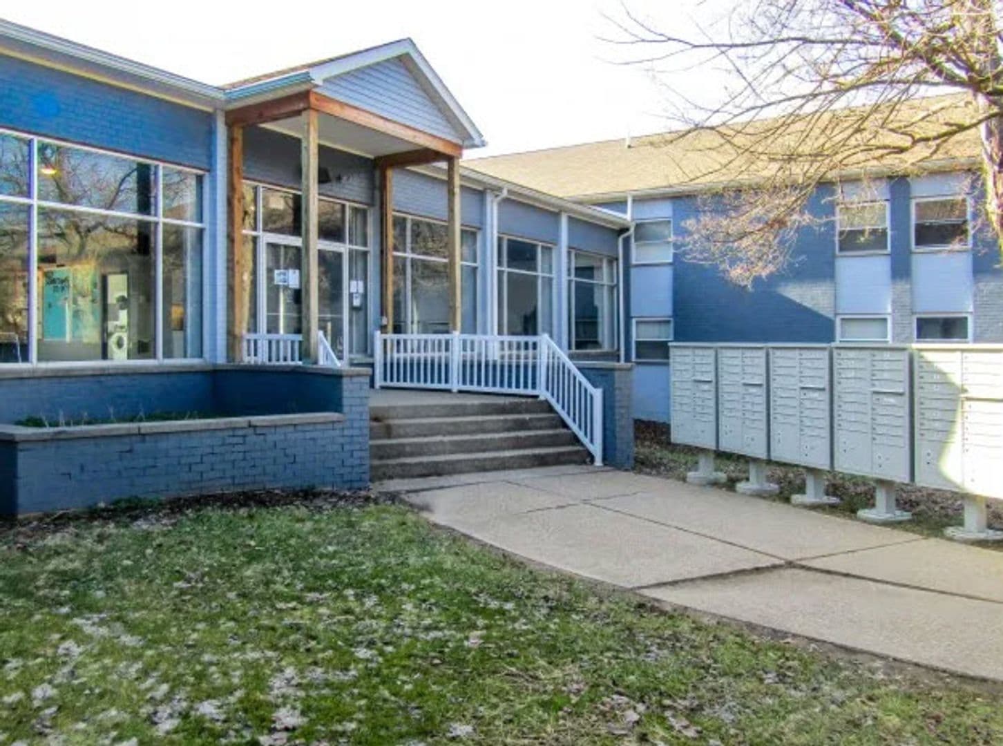 Slippery Rock Apartment: 106 Fairview Dr