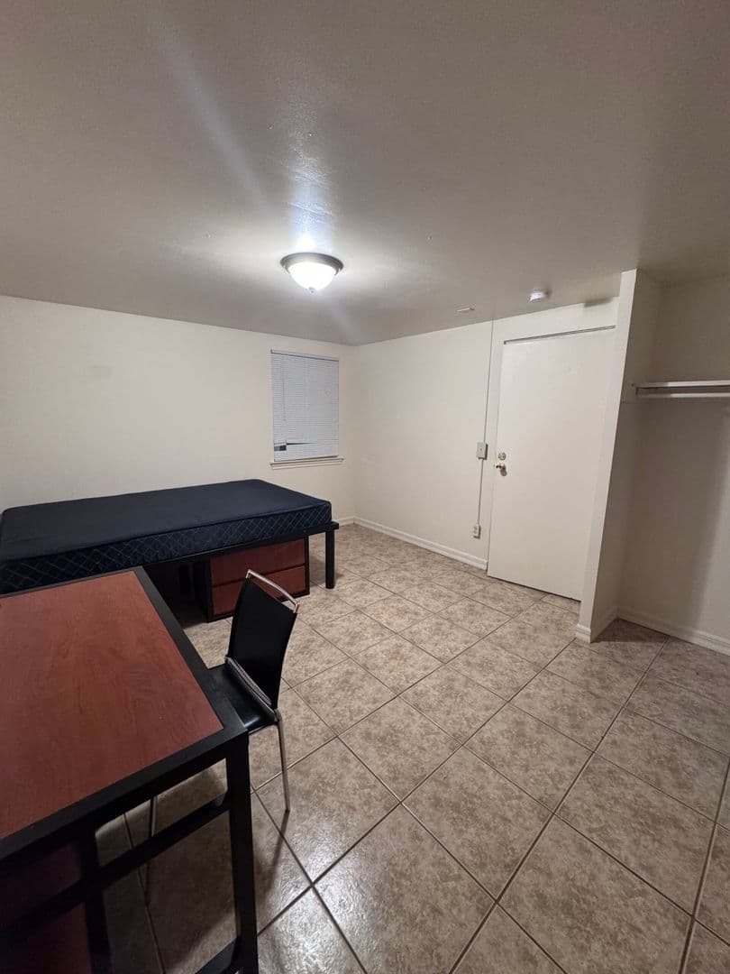 Slippery Rock Apartment: 215 Cornish Dr