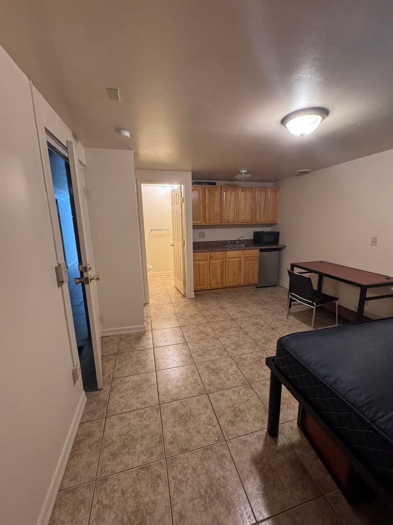 Slippery Rock Apartment: 215 Cornish Dr