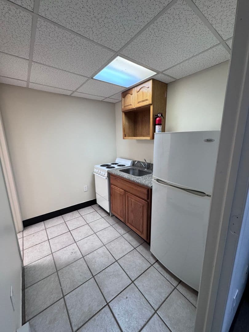 Slippery Rock Apartment: 215 Cornish Drive
