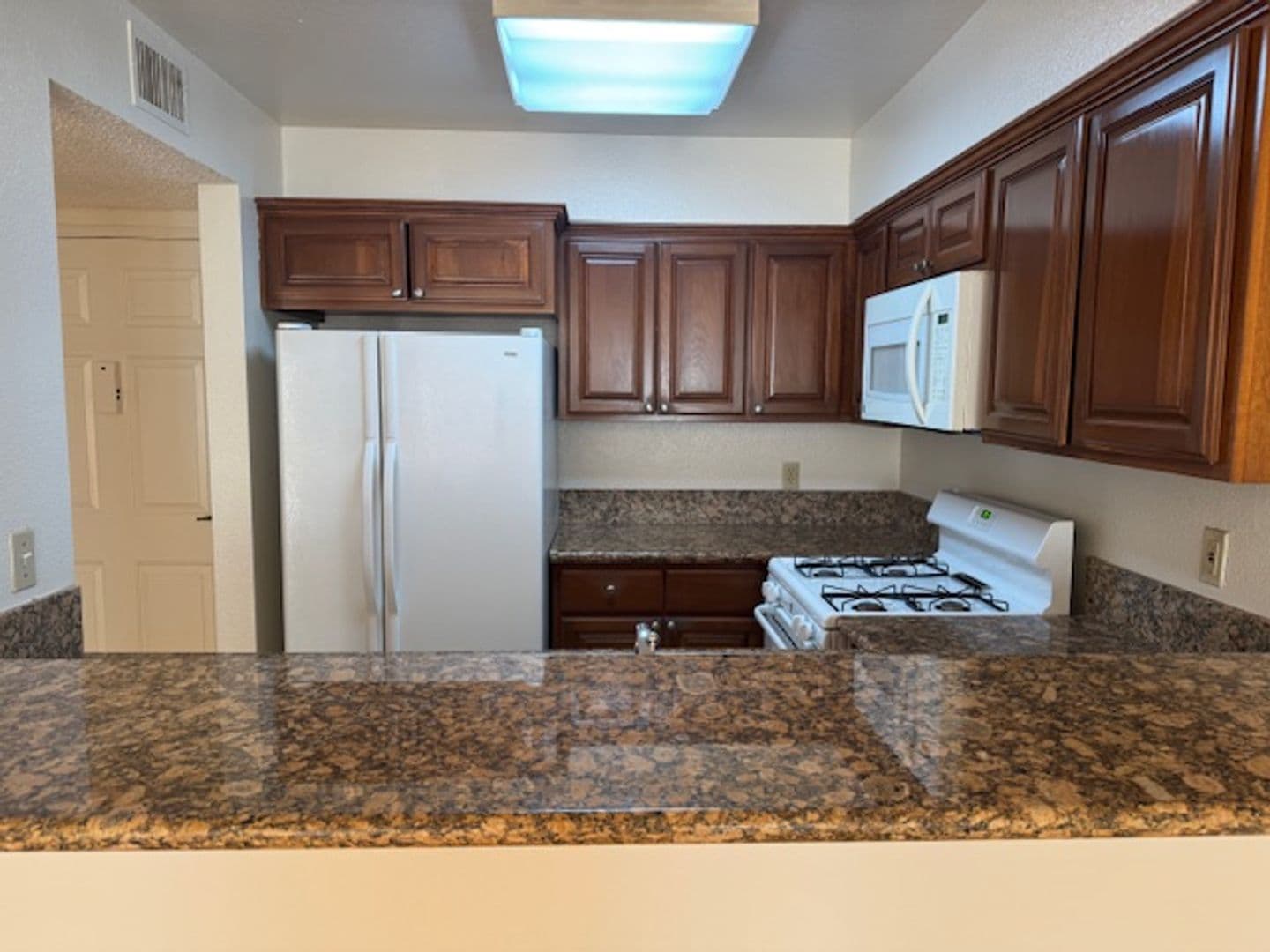 Sherman Oaks Apartment: 4300 Beverly Glen Blvd.