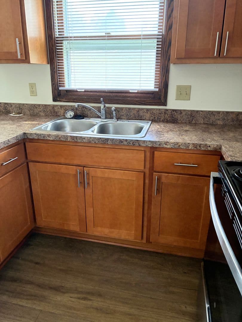 Waukesha Townhome: 1623 Oakdale Drive