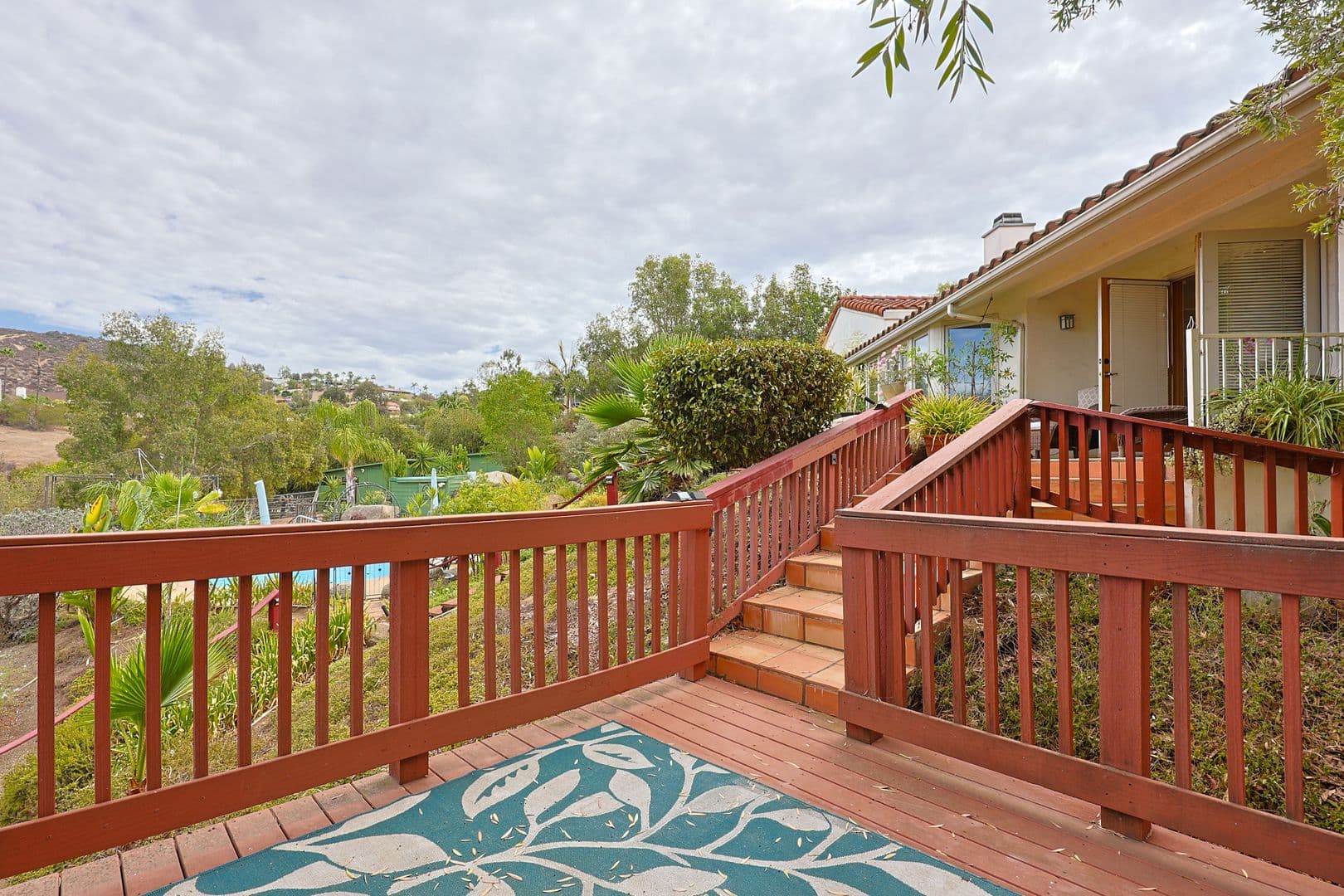 El Cajon Apartment: 10610 Quail Canyon Rd