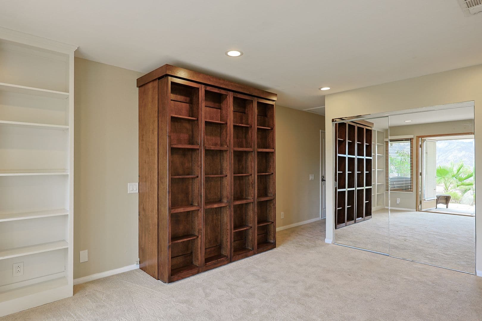 El Cajon Apartment: 10610 Quail Canyon Rd