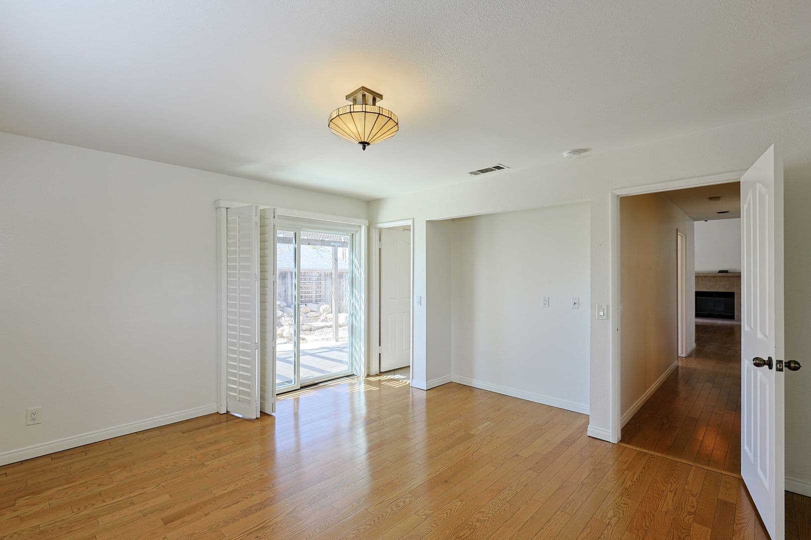 Vista House: 1249 Girard Ct