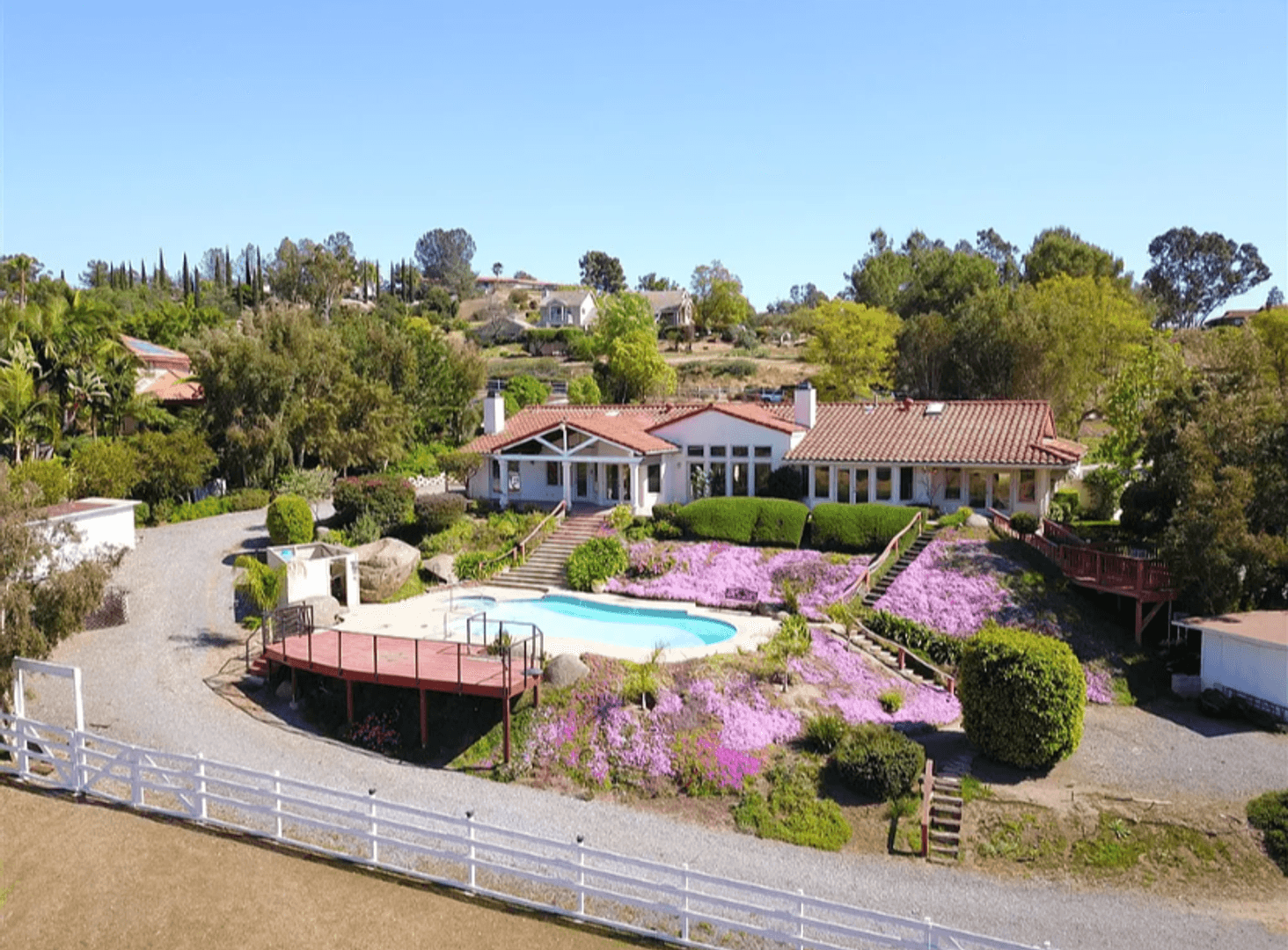 El Cajon Apartment: 10610 Quail Canyon Rd