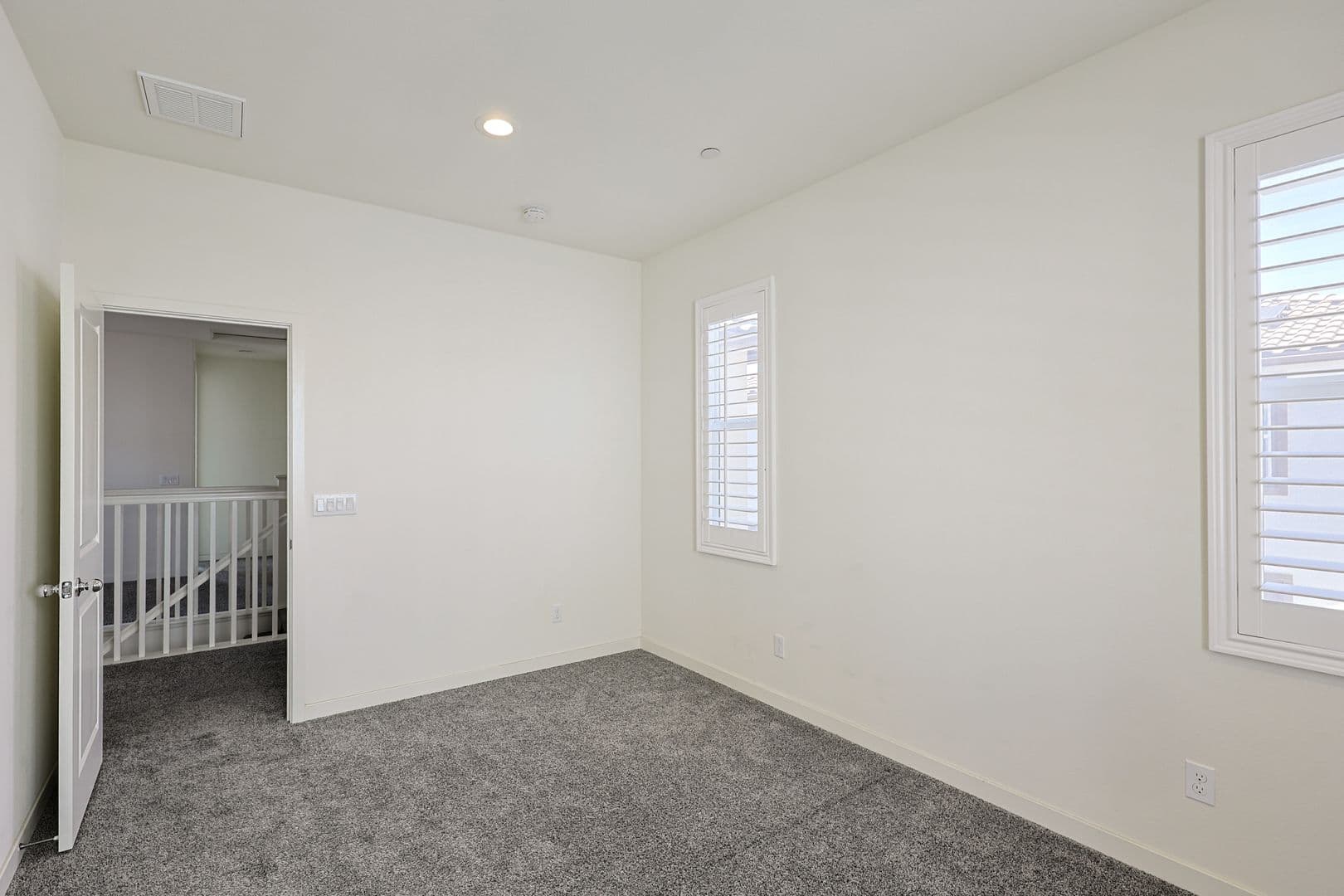 Oceanside House: 4110 Mission Tree Way
