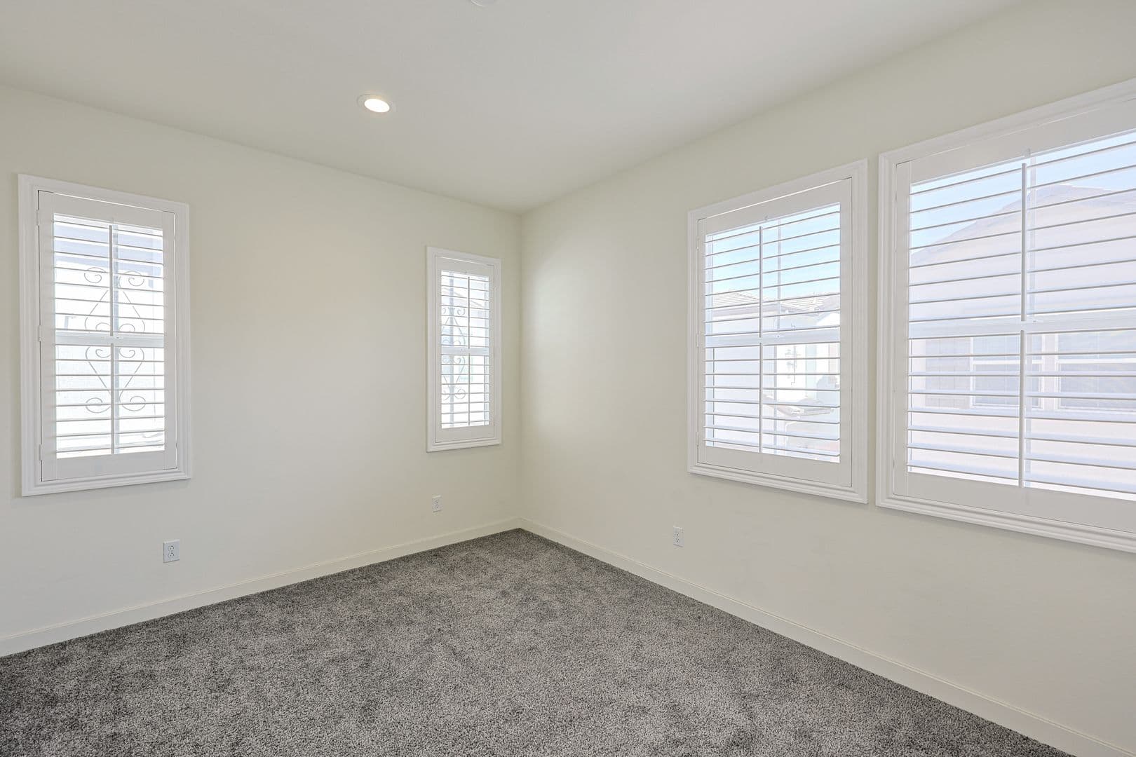 Oceanside House: 4110 Mission Tree Way