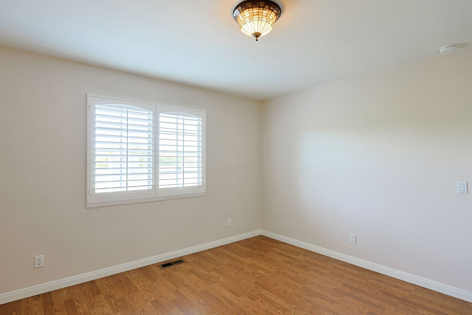 Vista House: 1249 Girard Ct