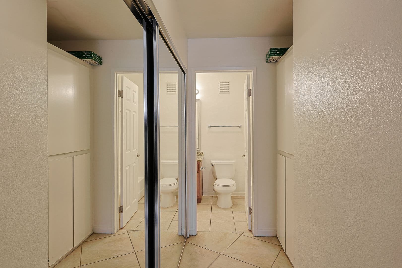 El Cajon House: 12190 Cuyamaca College Dr E #1301