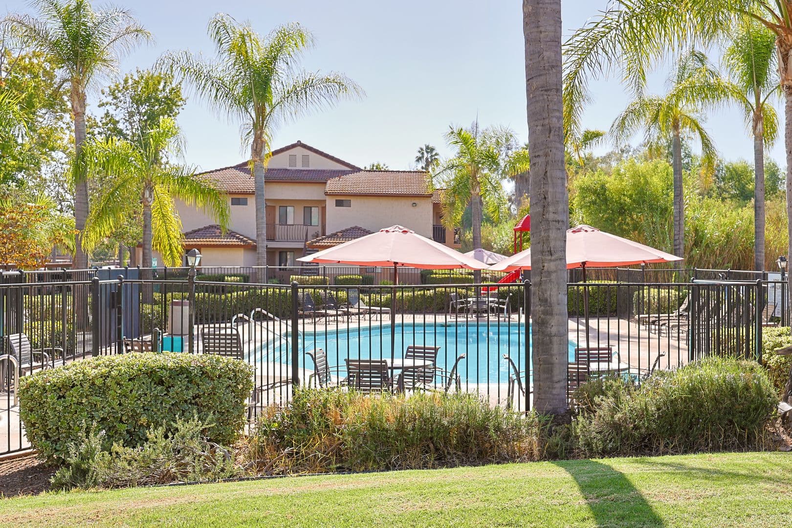 El Cajon House: 12190 Cuyamaca College Dr E #1301
