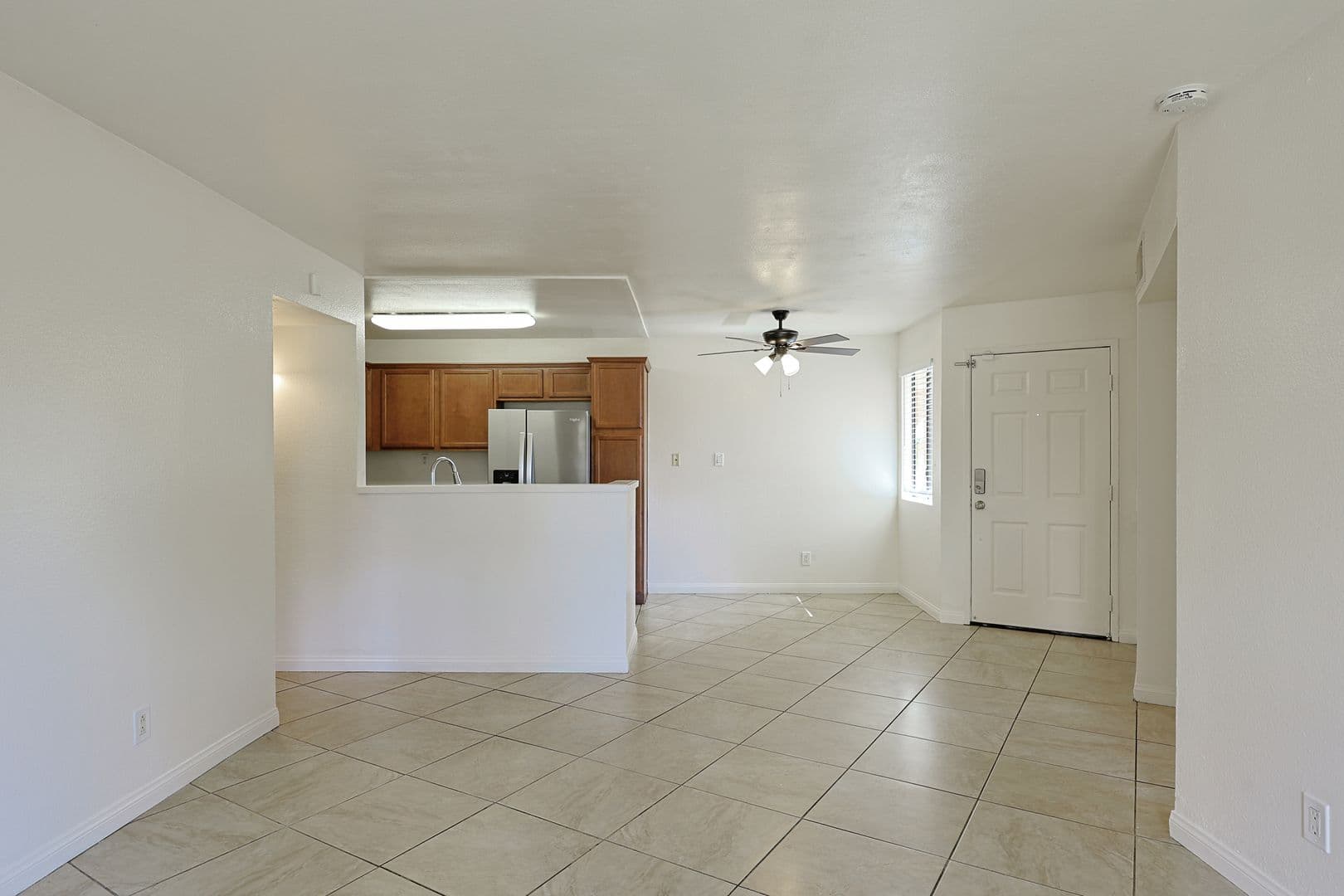 El Cajon House: 12190 Cuyamaca College Dr E #1301