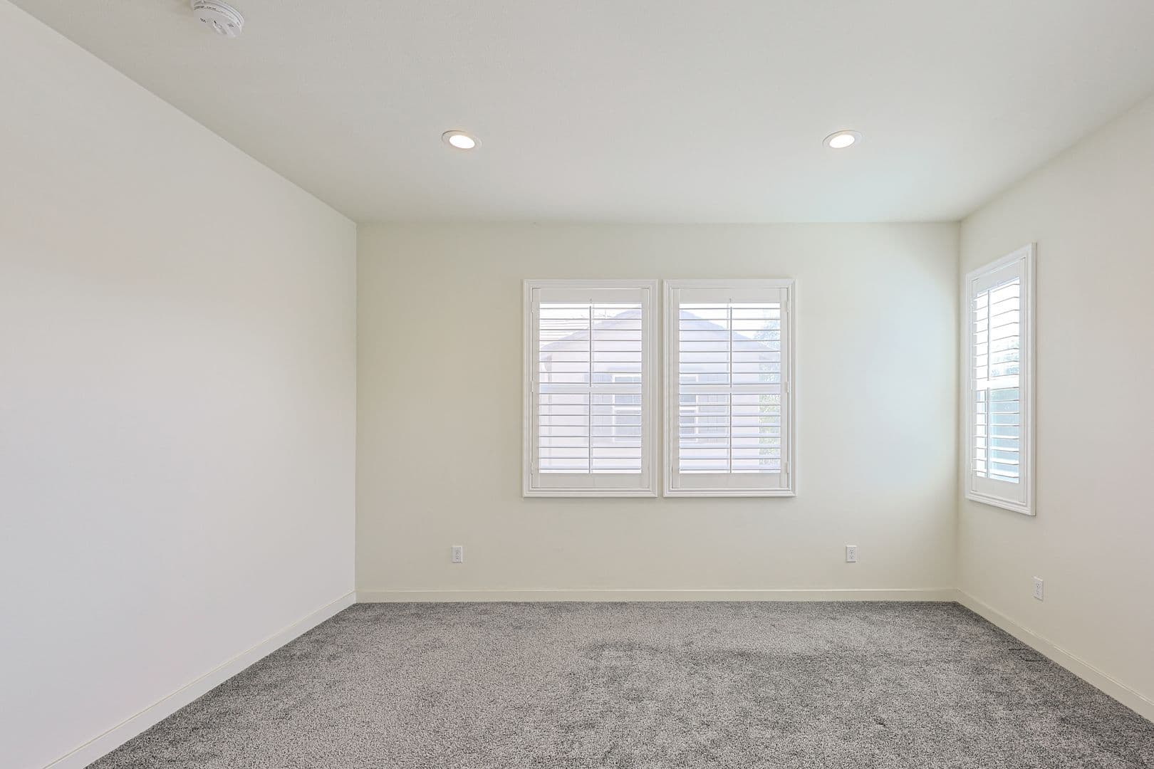 Oceanside House: 4110 Mission Tree Way