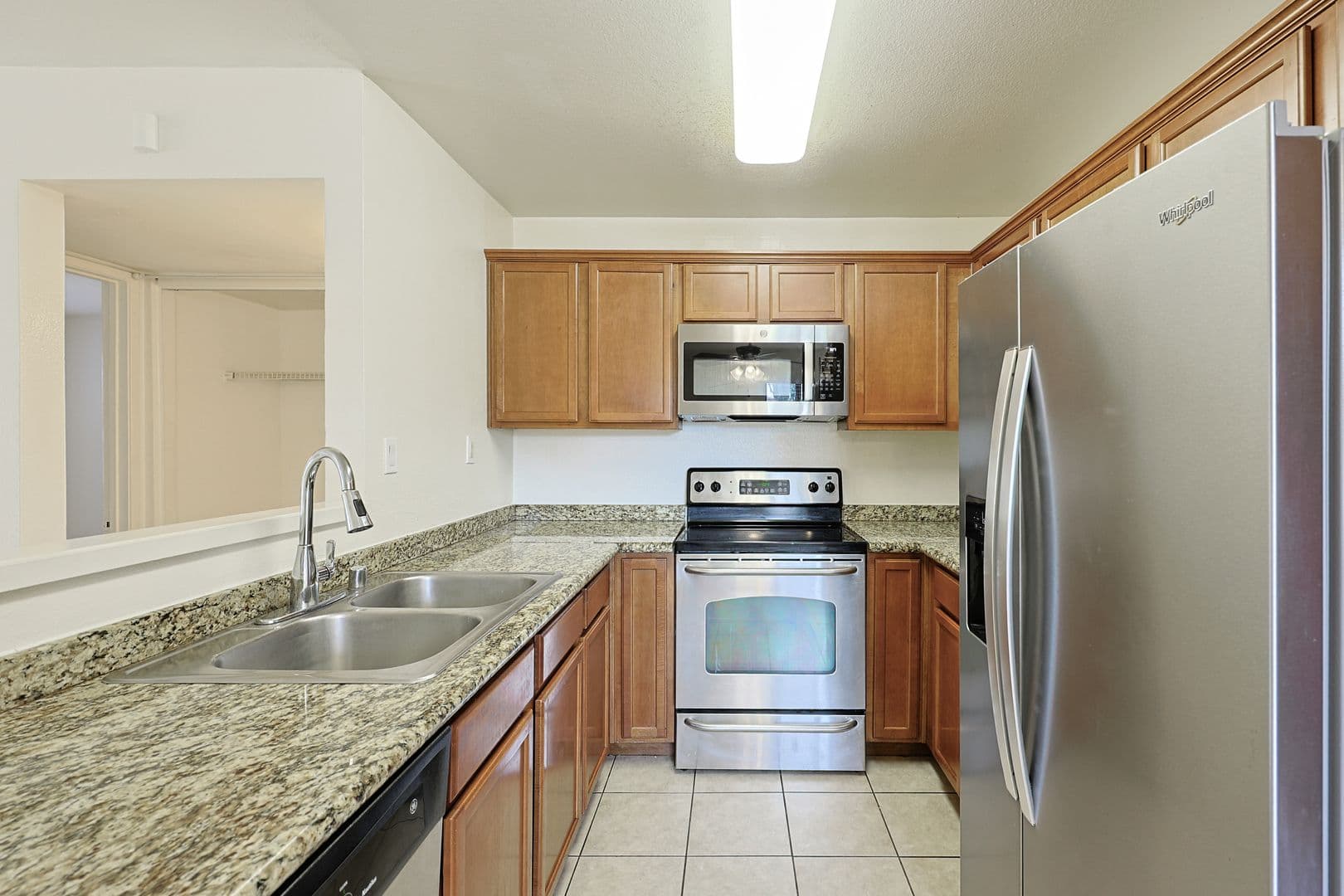 El Cajon House: 12190 Cuyamaca College Dr E #1301