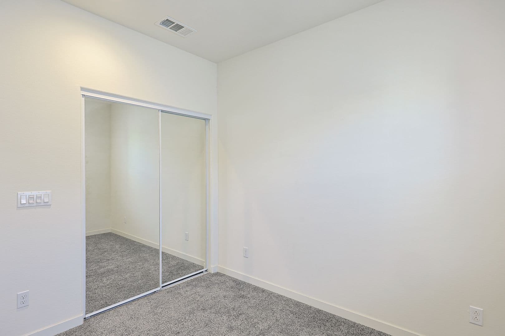 Oceanside House: 4110 Mission Tree Way
