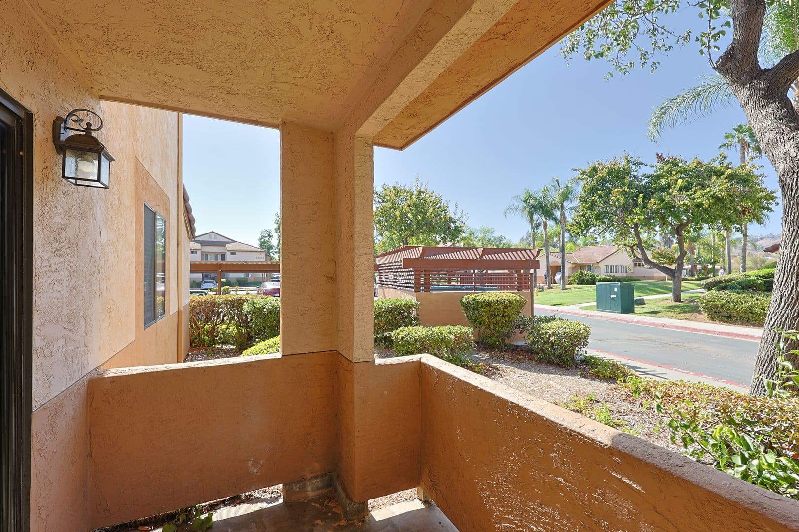 El Cajon House: 12190 Cuyamaca College Dr E #1301