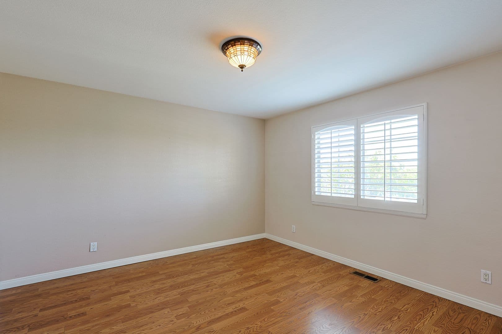 Vista House: 1249 Girard Ct
