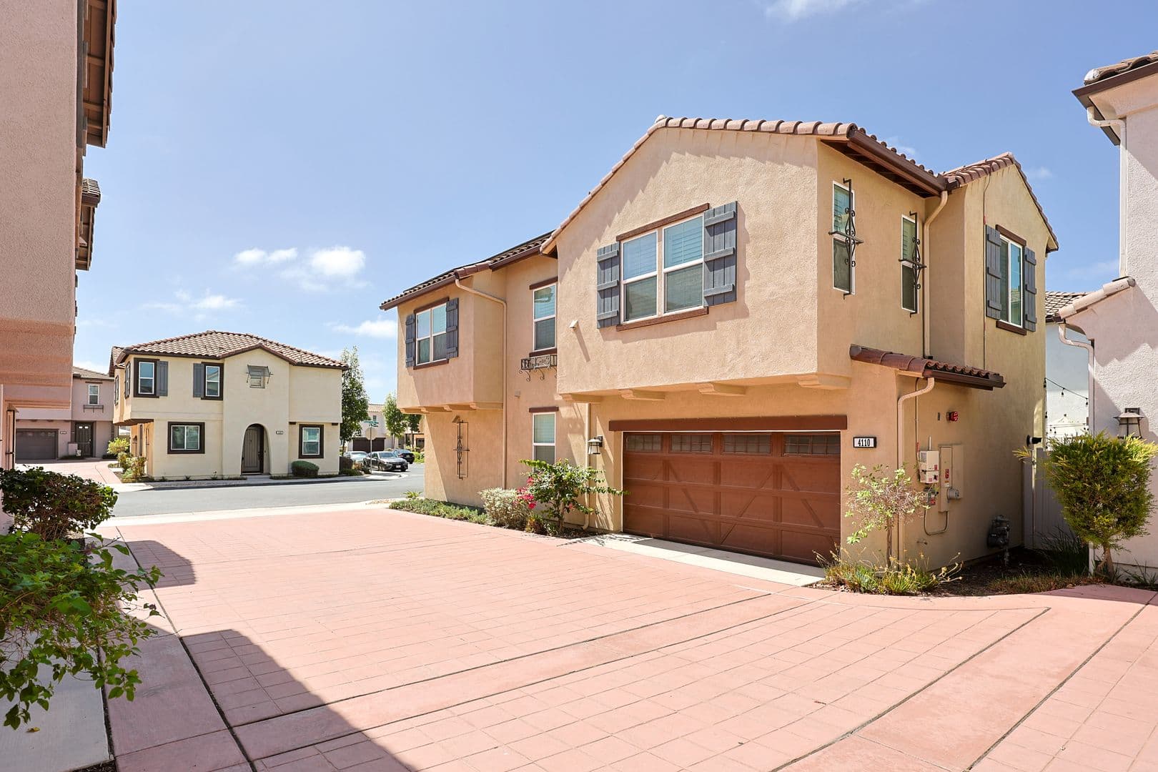 Oceanside House: 4110 Mission Tree Way