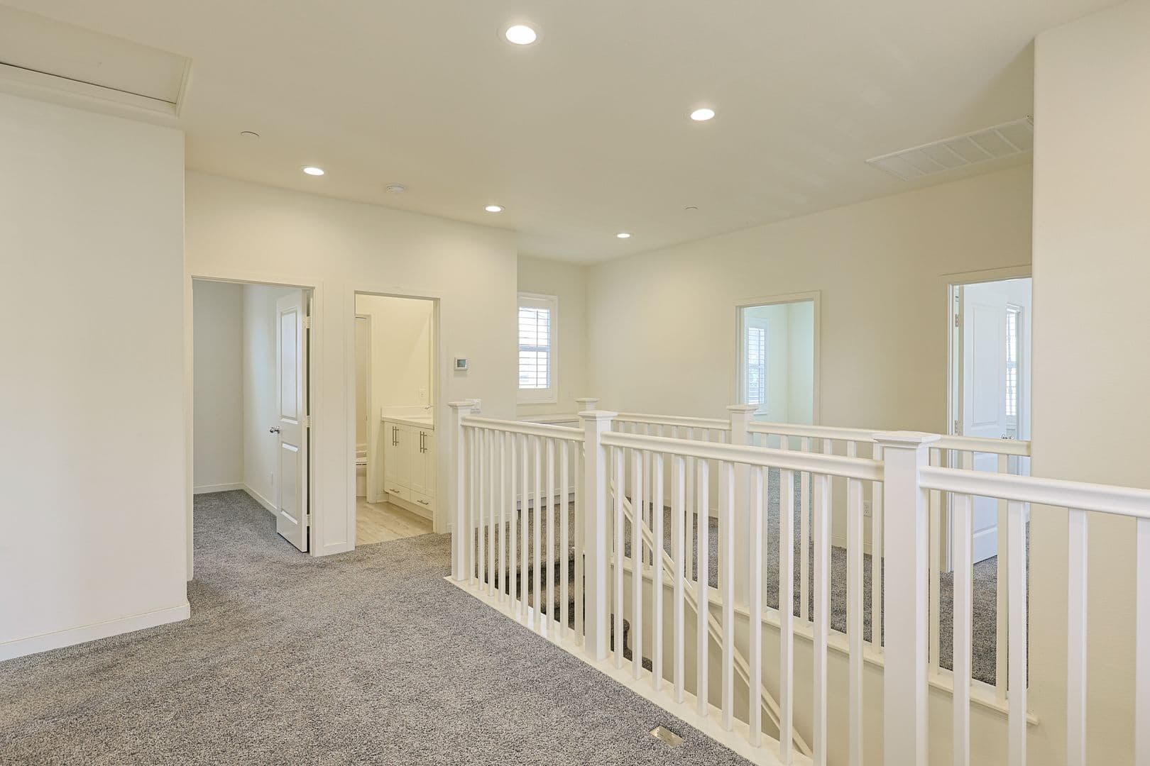 Oceanside House: 4110 Mission Tree Way