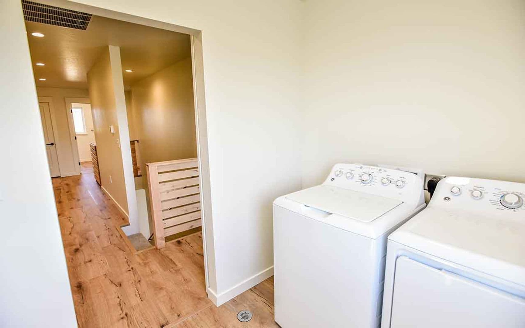 Helena Apartment: 2342 Shorthorn Ave.