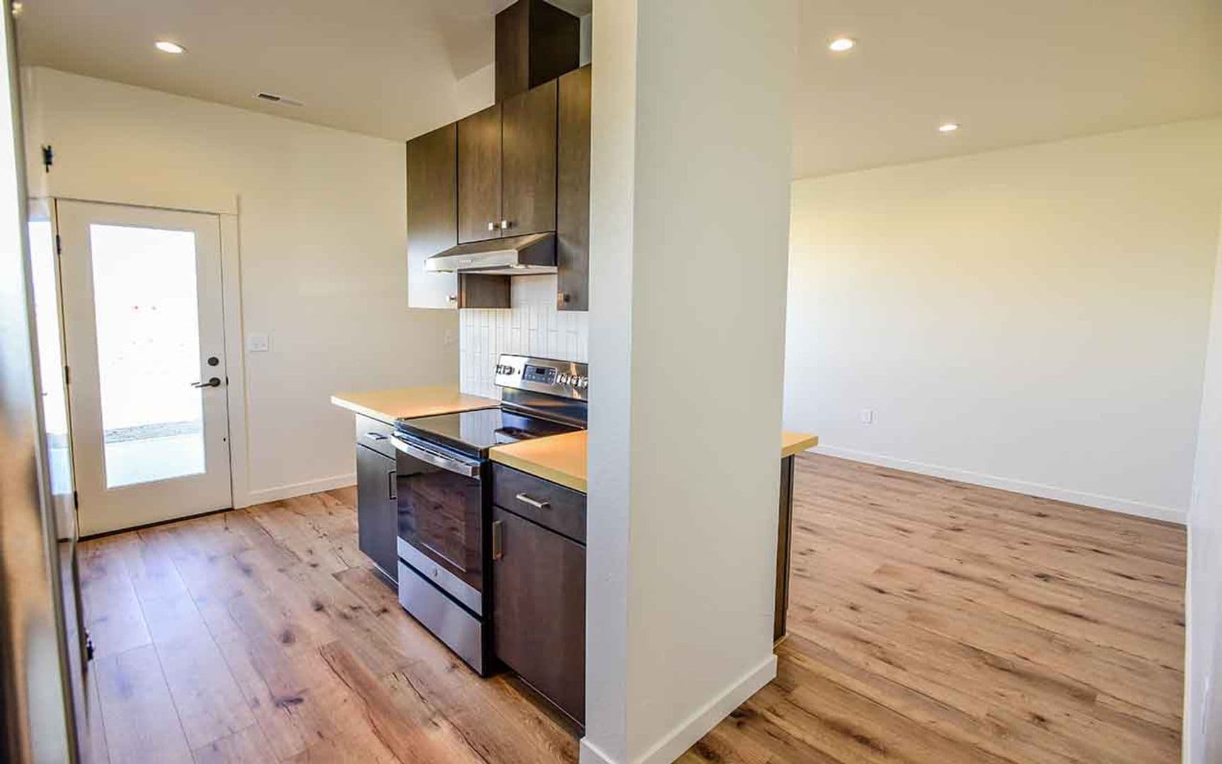 Helena Apartment: 2342 Shorthorn Ave.