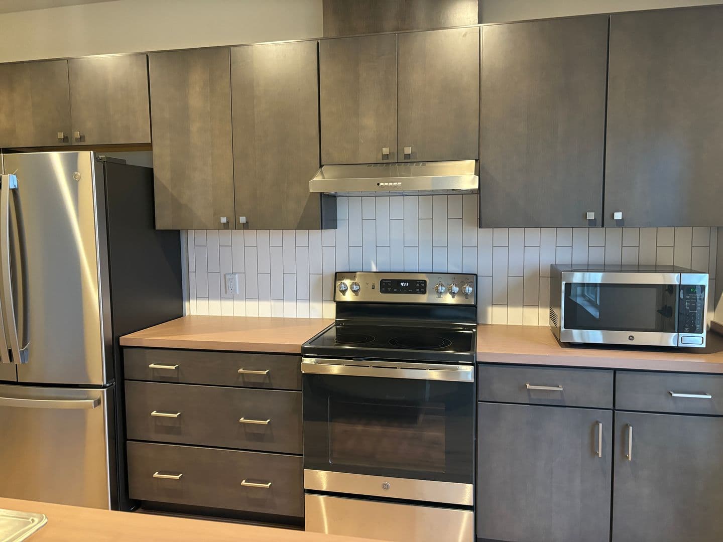 Helena Apartment: 2328 Shorthorn Ave.