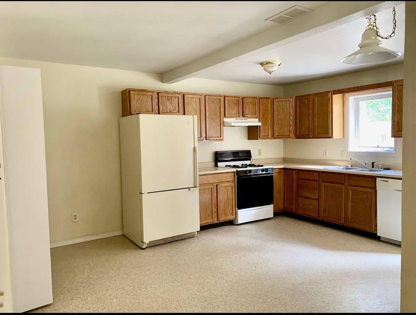 Clancy Apartment: 470 Hwy 282