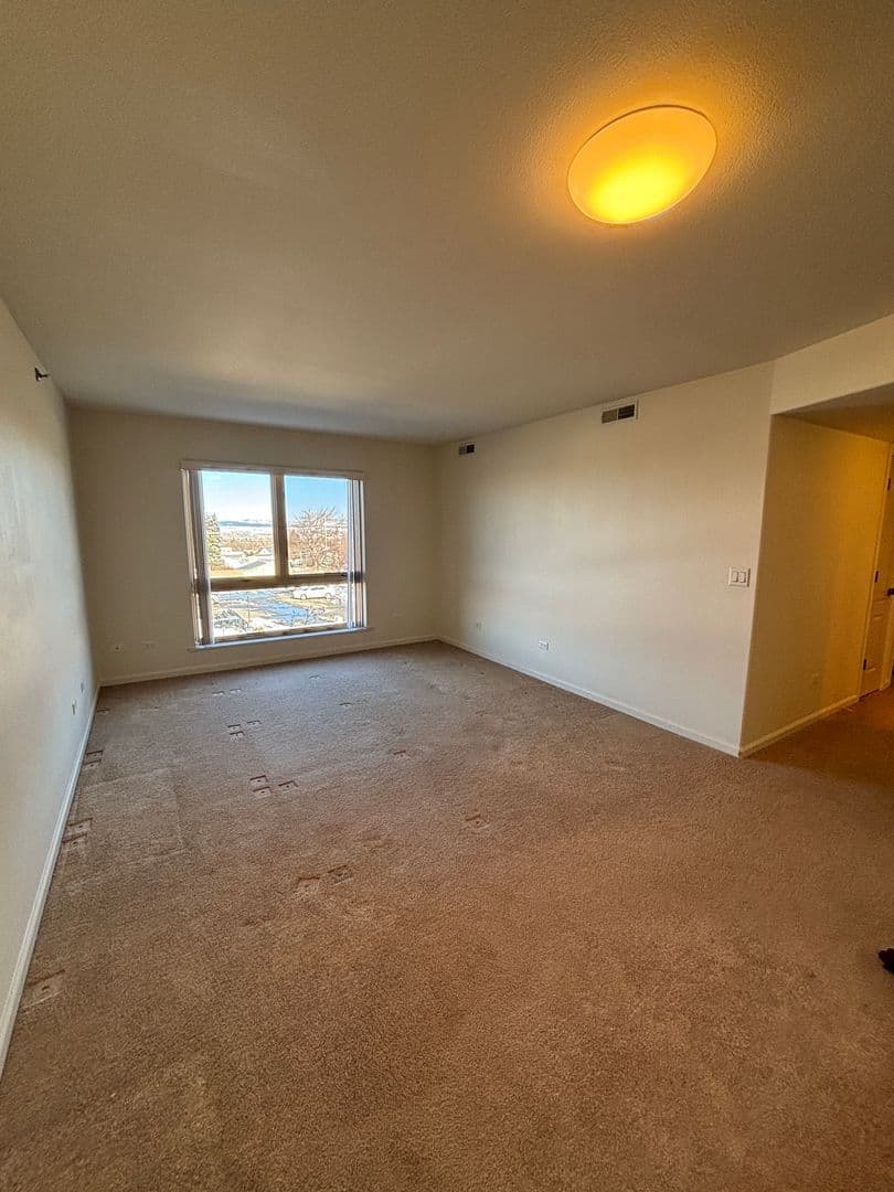 Helena Apartment: 1701 Prospect Ave. - Vista Square Apartments