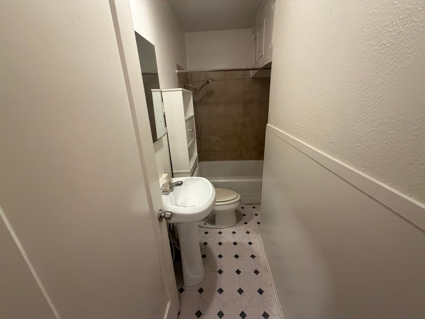 Lubbock Apartment: 2022 15th St